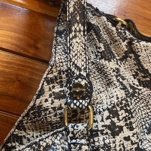 Marc Fisher Python Print Purse - Picture 7 of 13